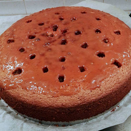 Torta di nocciole, mandorle e caramello