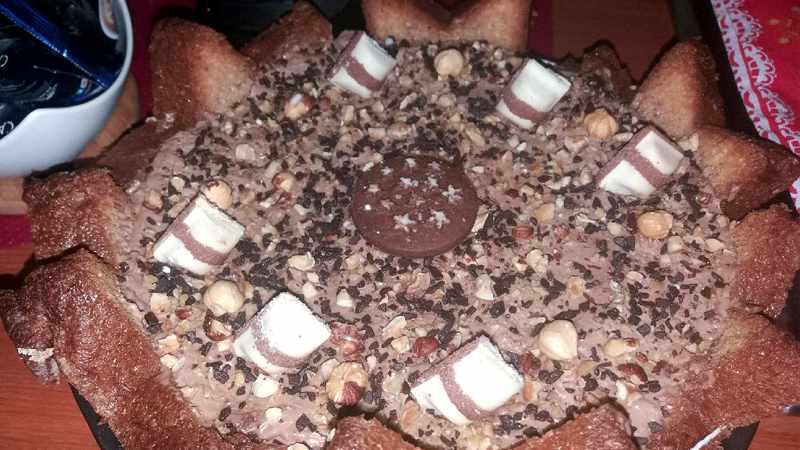 Torta pandoro Kinder