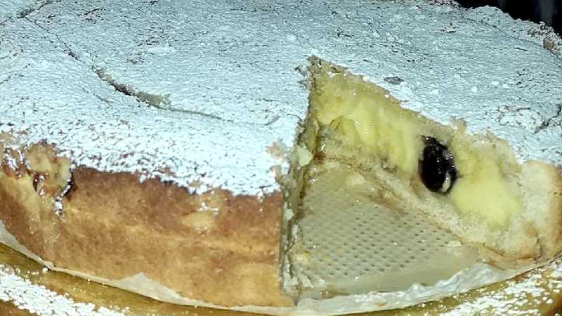 Torta pasticciotto salentina alle amarene