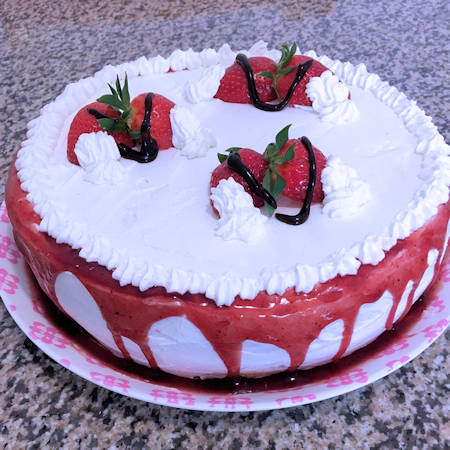 Torta primavera di fragole