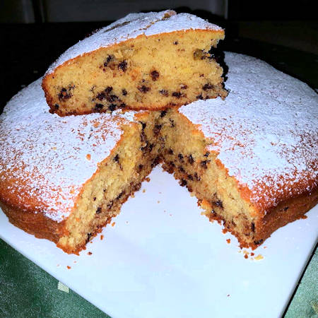 Torta veloce ricotta e gocce di cioccolato