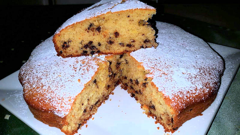 Torta veloce ricotta e gocce di cioccolato