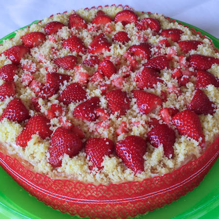 Torta sabbiosa alle fragole