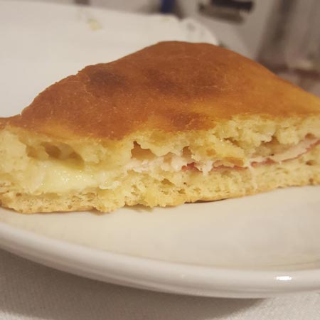 Torta salata morbida