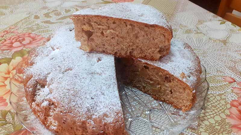 Torta soffice di mele e cannella