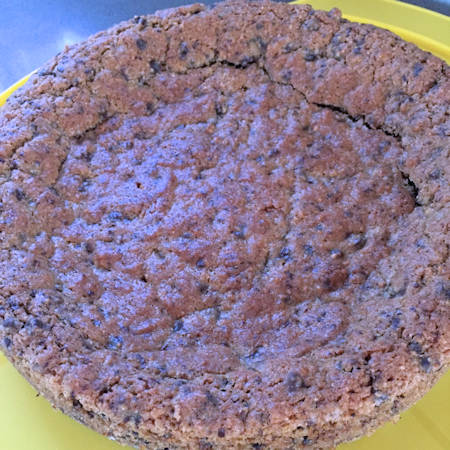 Torta veloce amaretti e cioccolato fondente