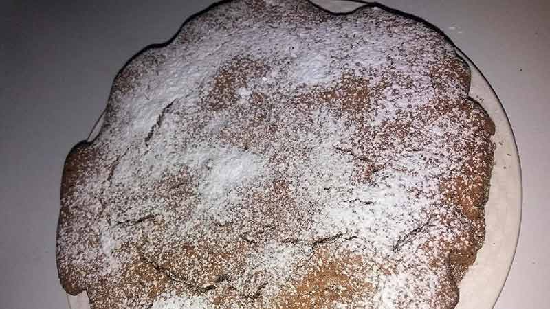 Torta yogurt e cioccolato senza glutine