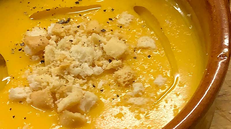 Vellutata di zucca con carote e patate