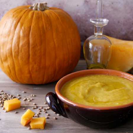 Vellutata di zucca e lenticchie