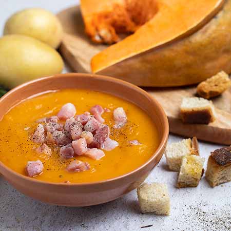 Vellutata di zucca e pancetta