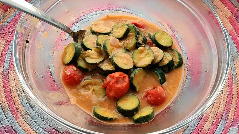 Zucchine in salsa di fagioli